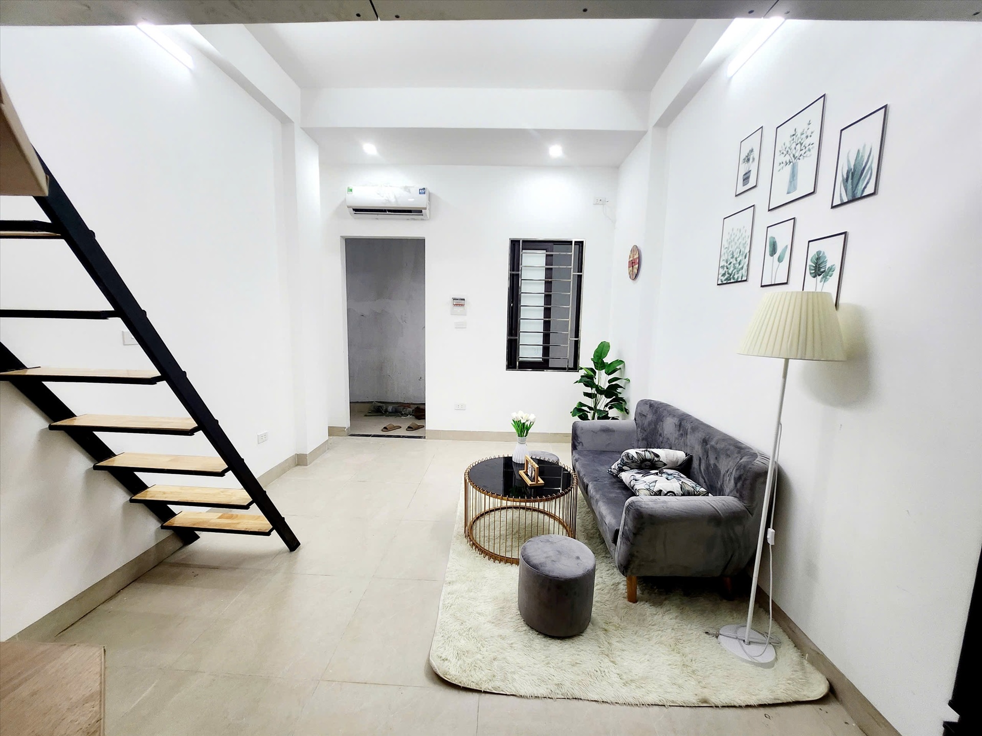 Phòng trọ Duplex 28m2 tại AT Condo Khương Đình - Thanh Xuân - Phòng khách