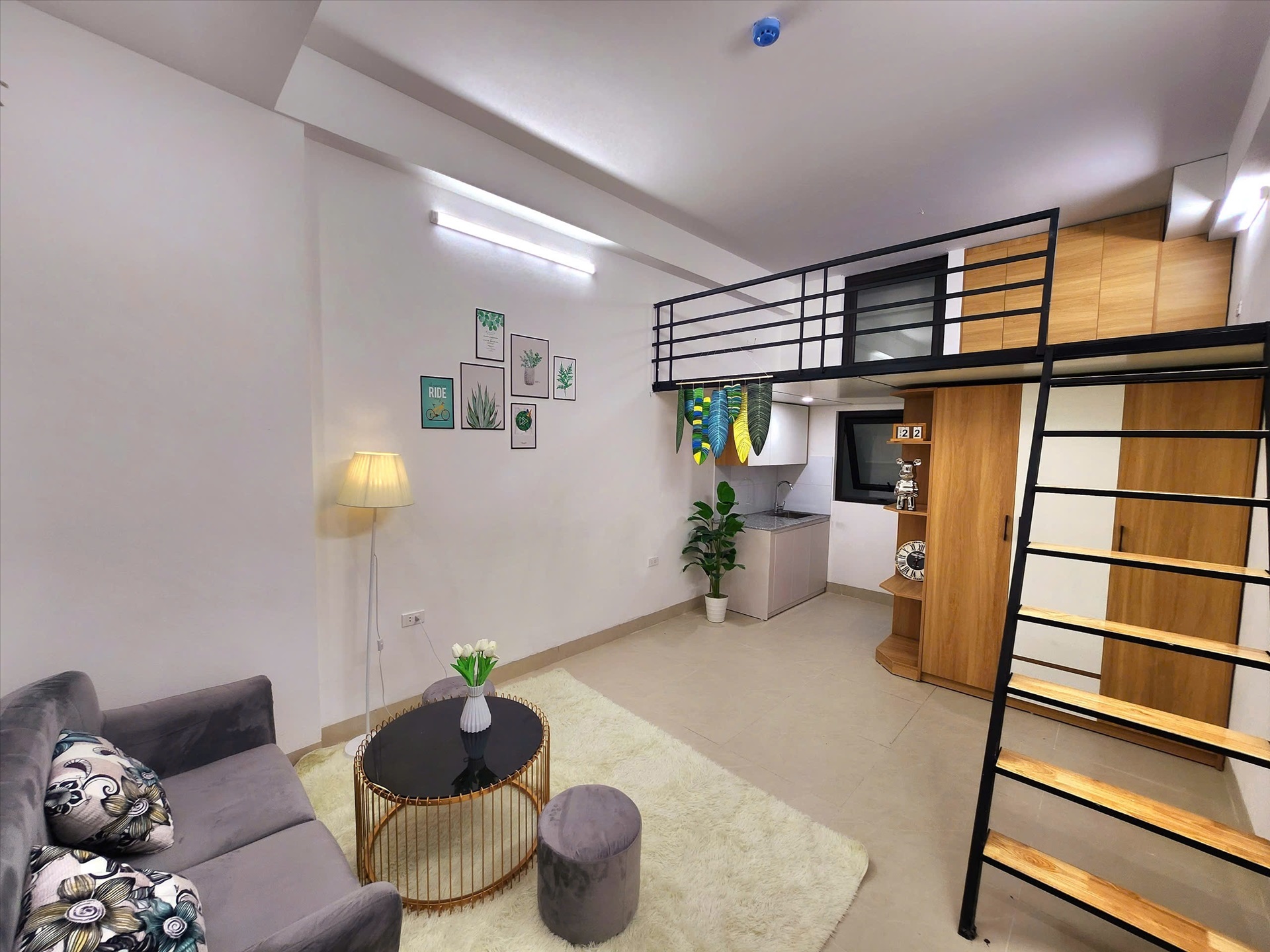 Phòng trọ Duplex 28m2 tại AT Condo Khương Đình - Thanh Xuân - Phòng khách