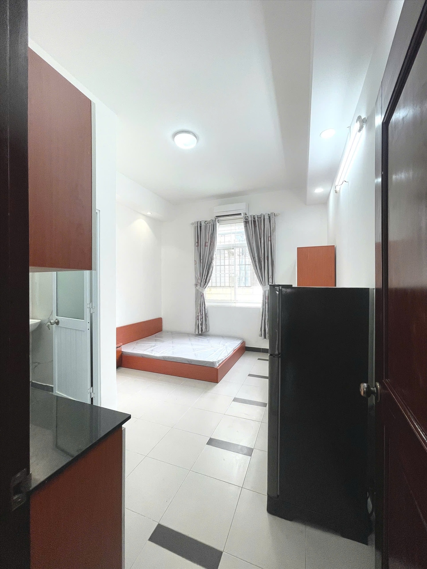 Phòng trọ AT Home Cao Thắng - Quận 3 - Phòng (*)