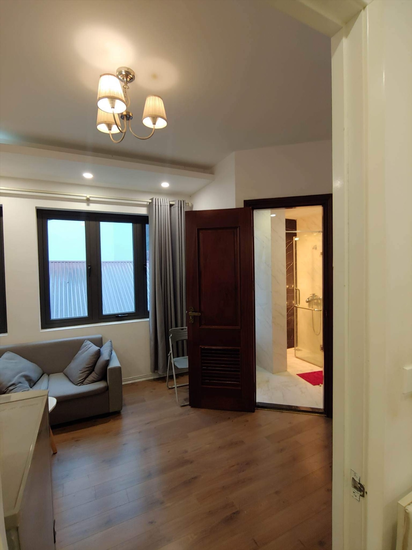 Phòng trọ 1 Phòng ngủ 35m2 tại THT Land Đội Cấn - Ba Đình - Phòng khách