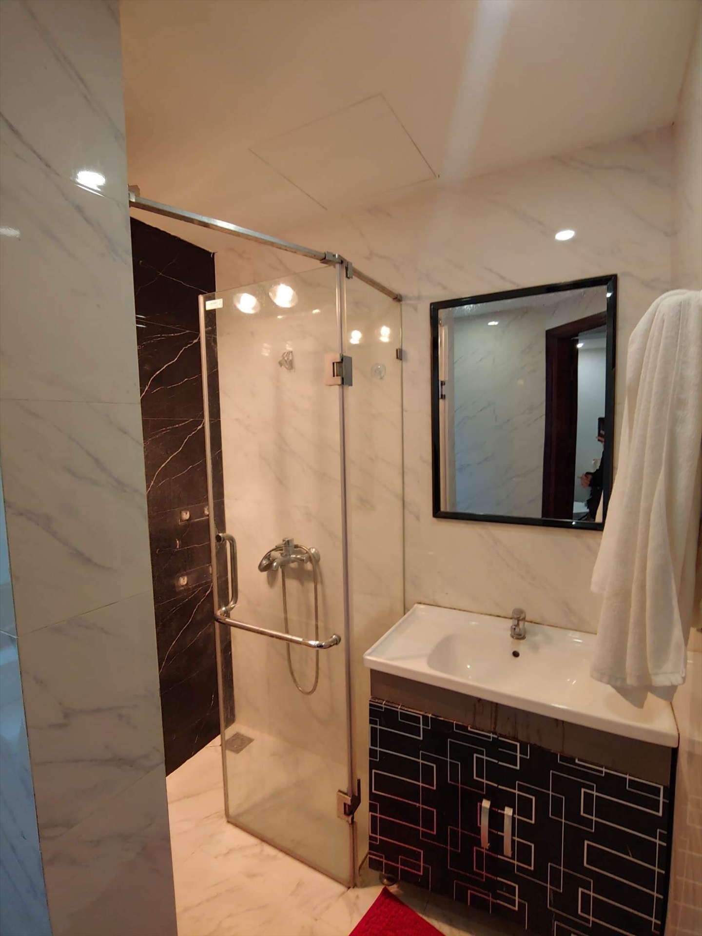 Phòng trọ 1 Phòng ngủ 35m2 tại THT Land Đội Cấn - Ba Đình - Phòng tắm