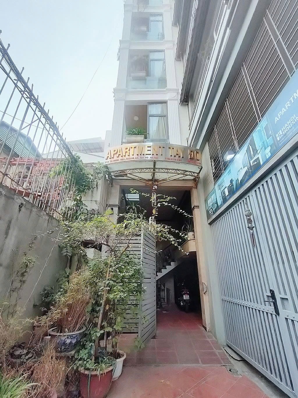 Phòng trọ PTC House 4 Tô Ngọc Vân - Tây Hồ - Toàn cảnh tòa nhà (*)