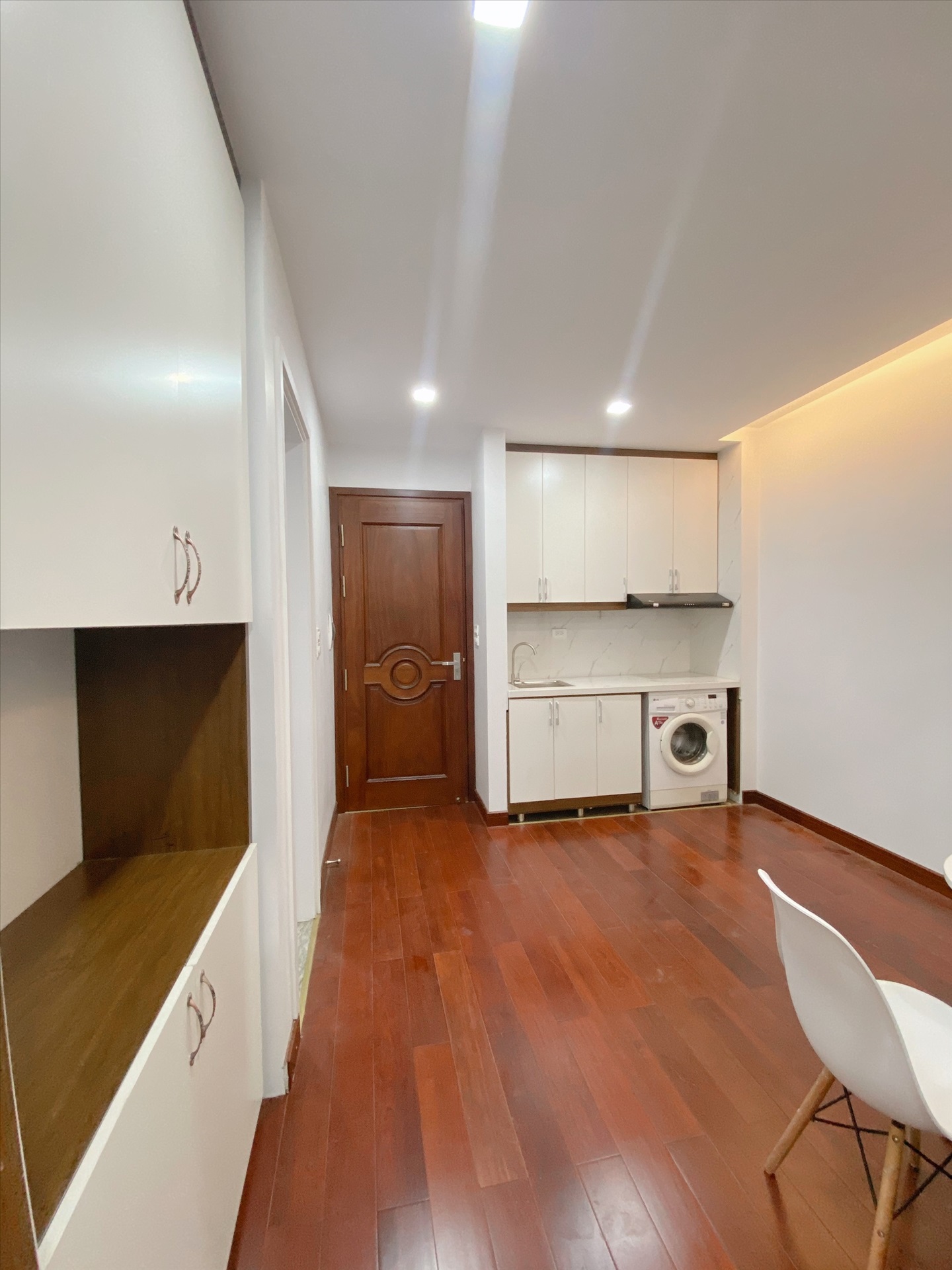 Phòng trọ Studio 40m2 tại THT Land Nguyễn Hoàng Tôn - Tây Hồ - Phòng bếp