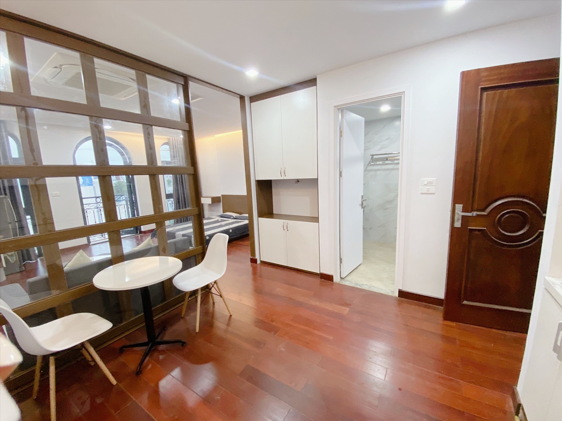 Phòng trọ Studio 40m2 tại THT Land Nguyễn Hoàng Tôn - Tây Hồ - Phòng khách