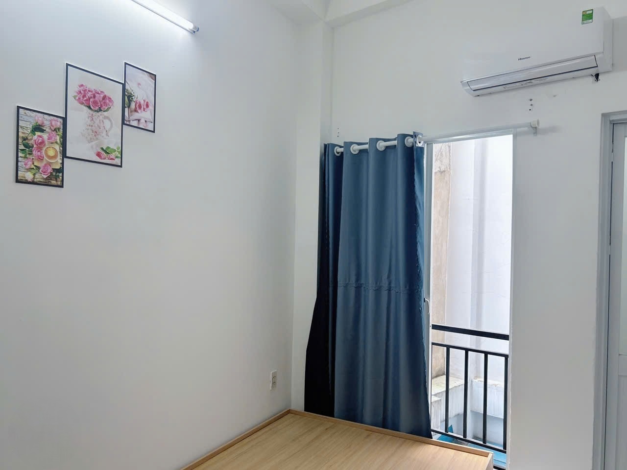 Phòng trọ LHome Nguyên Hồng - Bình Thạnh - Phòng (*)