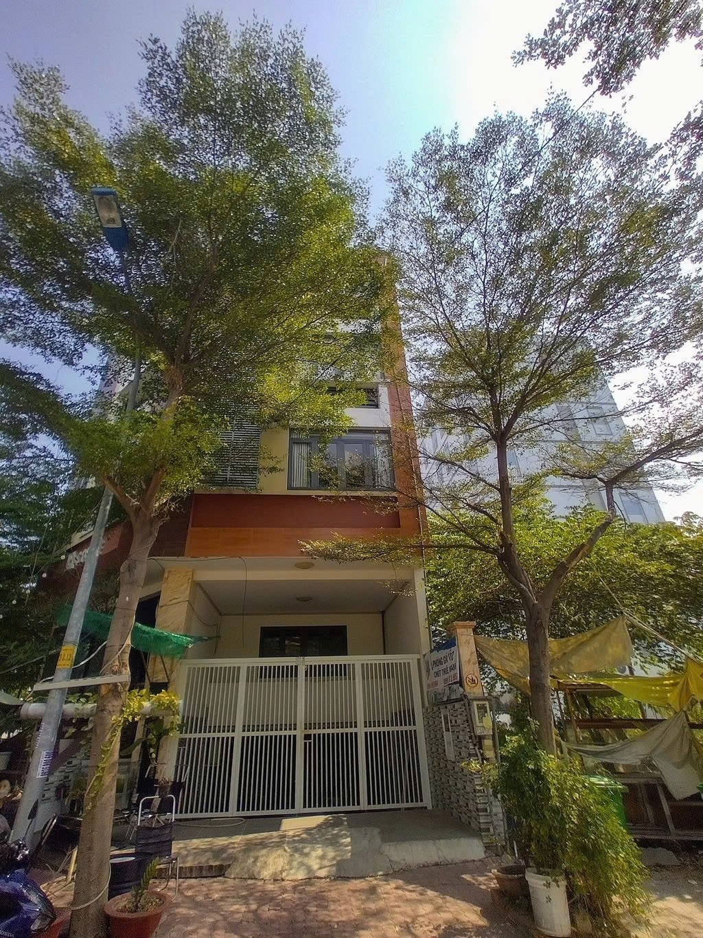 Phòng trọ PTC House 5 Đường số 7 - Quận 7 - Toàn cảnh tòa nhà (*)