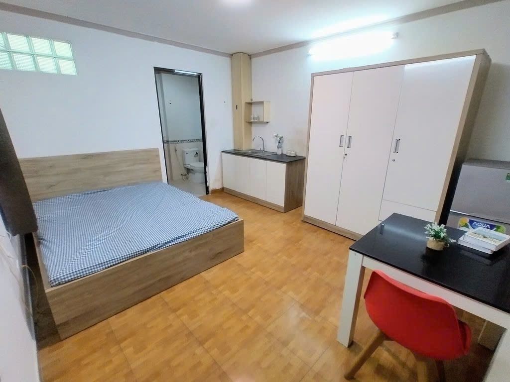 Phòng trọ PTC House 5 Đường số 7 - Quận 7 - Phòng (*)