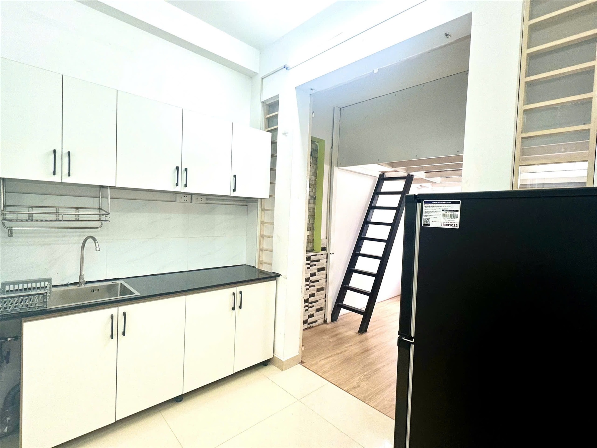 Phòng trọ Jinjoo Home 1 Nguyễn Thiện Thuật - Quận 3 - Phòng (*)