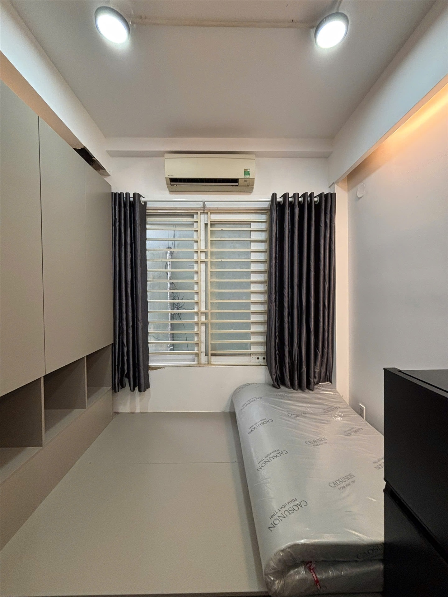 Phòng trọ Jinjoo Home Nguyễn Phi Khanh - Quận 1 - Phòng (*)