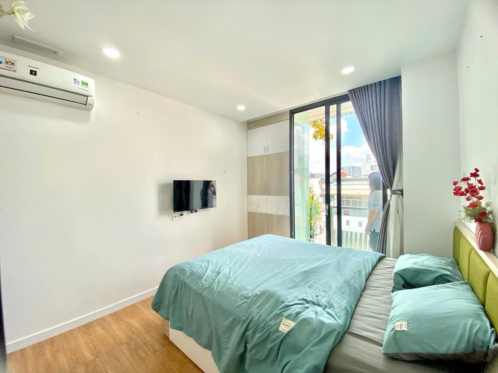 Phòng trọ Jinjoo Home Lê Văn Sỹ - Quận 3 - Phòng (*)