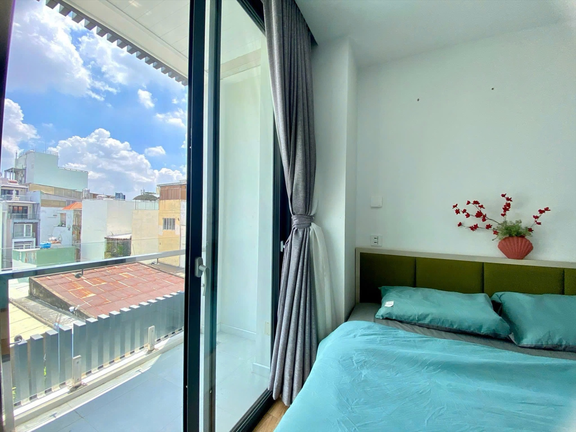 Phòng trọ Studio 25m2 tại Jinjoo Home Lê Văn Sỹ - Quận 3 - Phòng ngủ