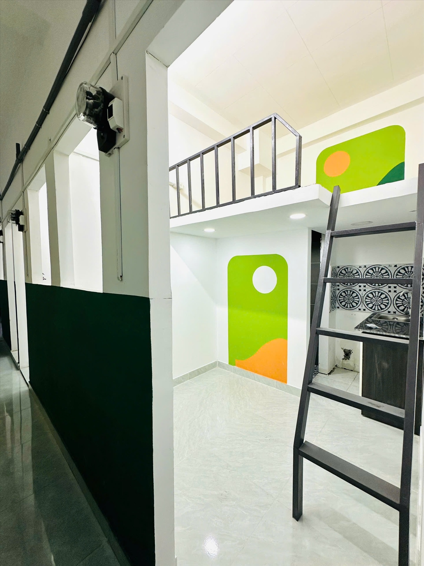 Phòng trọ Duplex 20m2 tại CT Home Bùi Đình Tuý - Bình Thạnh - Phòng khách