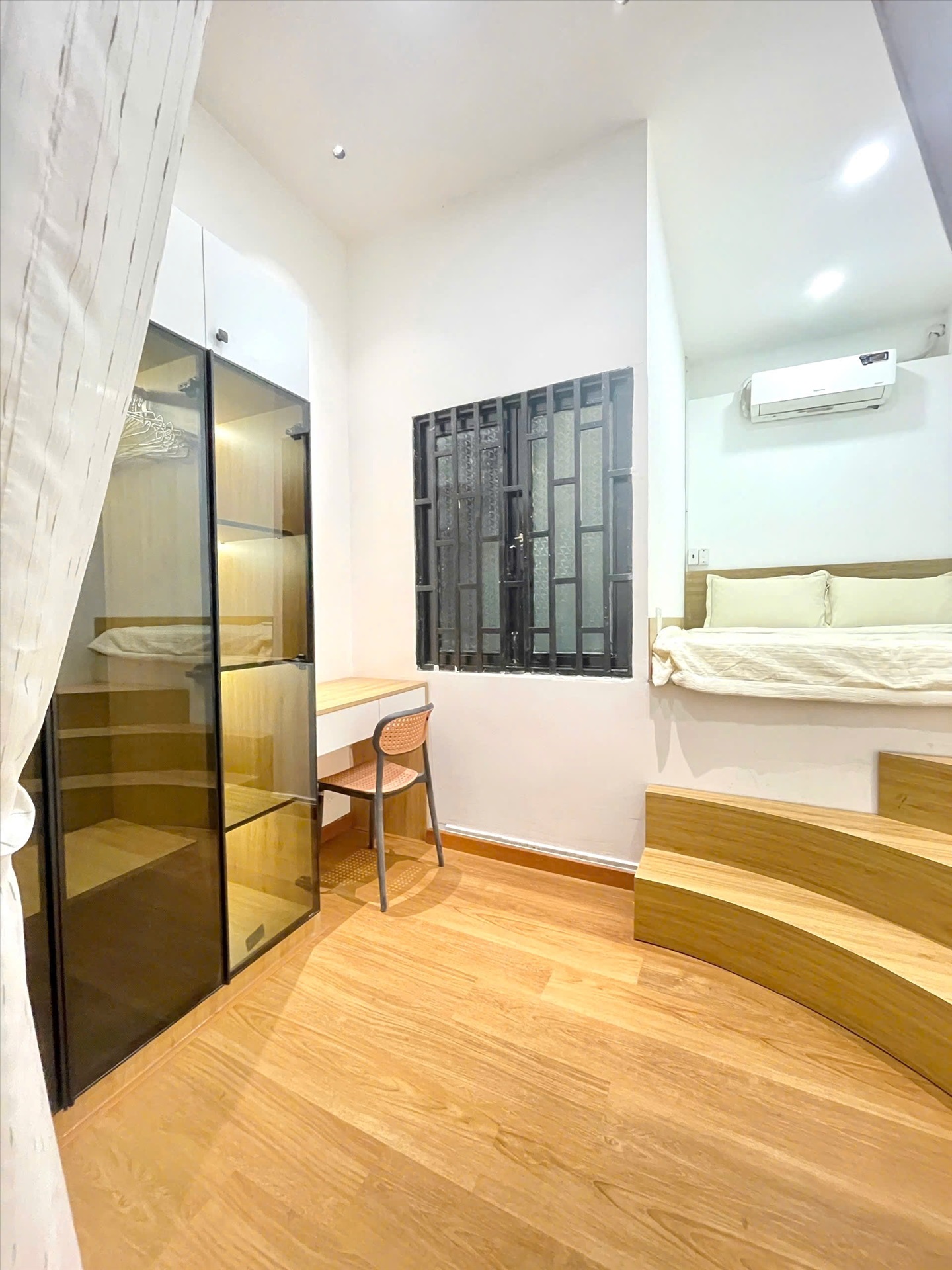 Phòng trọ Famhome Cửu Long - Tân Bình - Phòng (*)