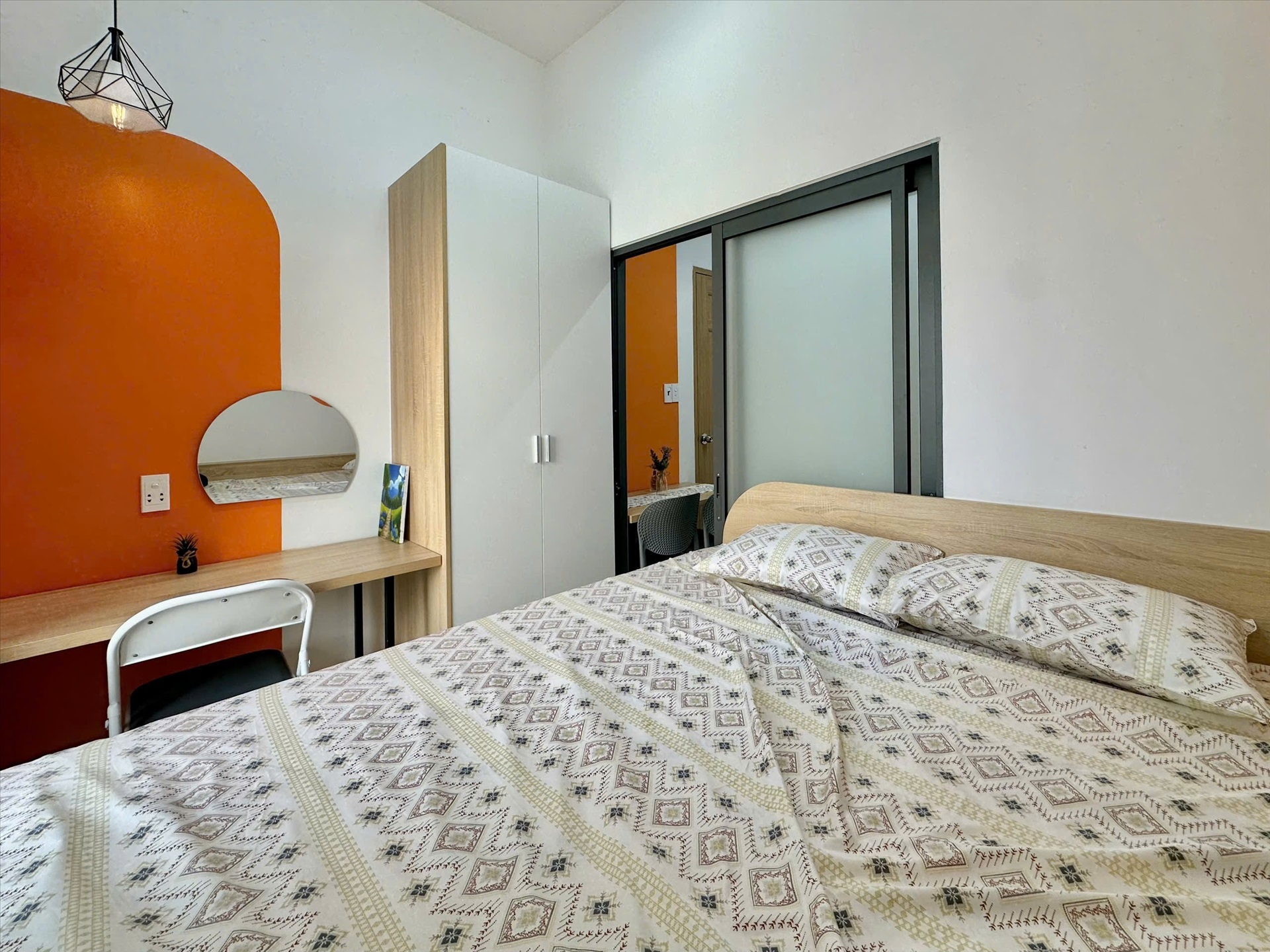 Phòng trọ 1 Phòng ngủ 35m2 tại HL Apartment Sông Thương - Tân Bình - Phòng ngủ