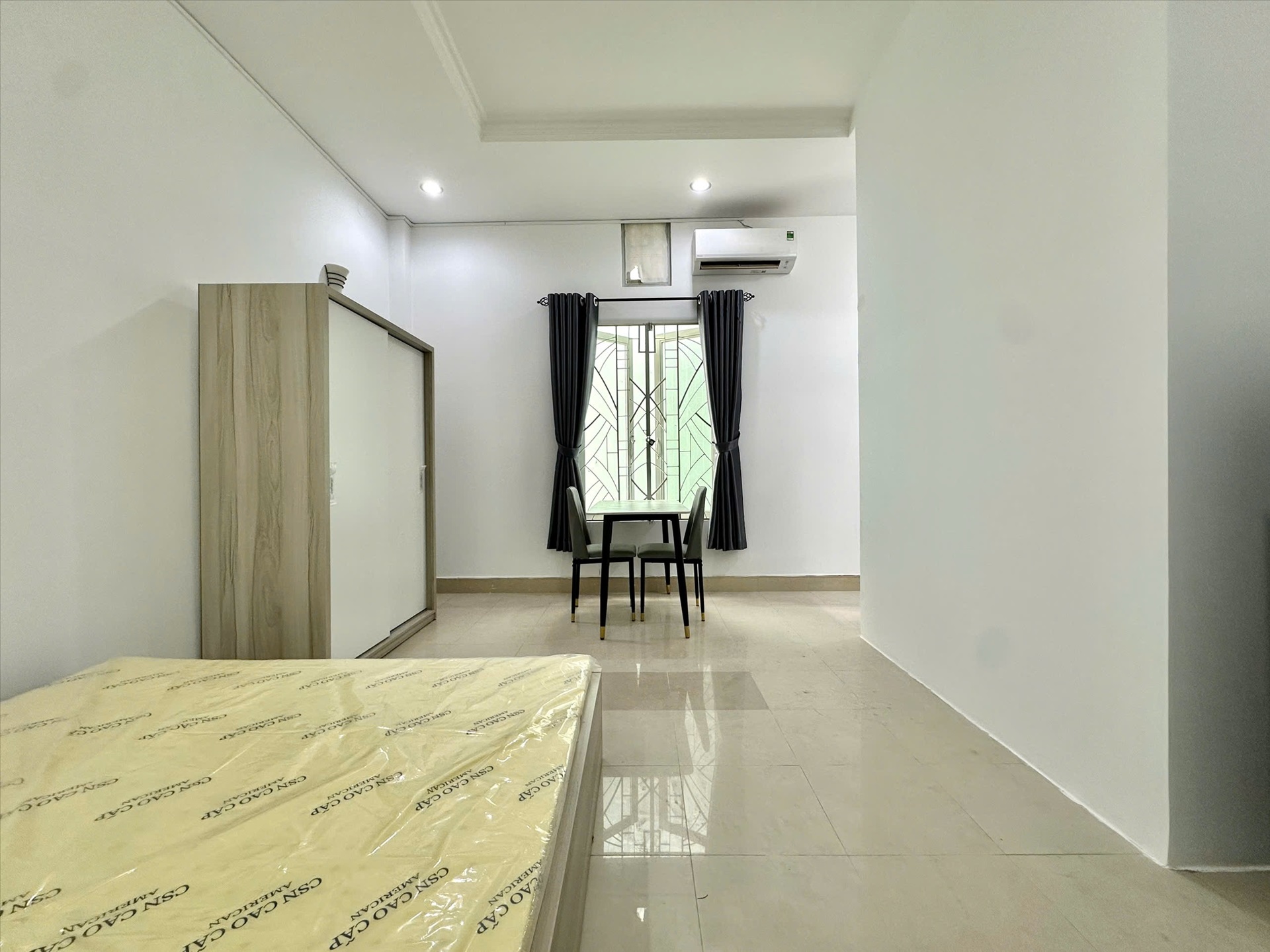 Phòng trọ ST Home Phạm Văn Hai - Tân Bình - Phòng (*)