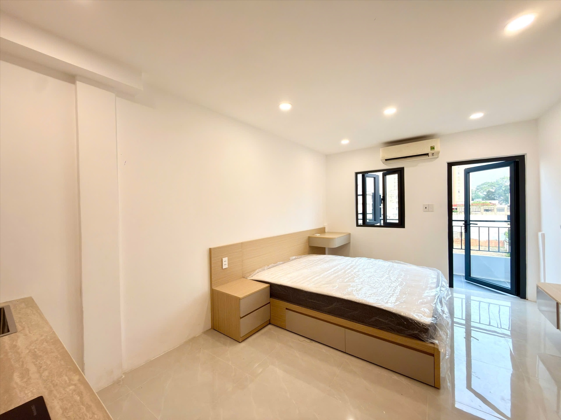 Phòng trọ Studio 35m2 tại Joo House Nguyễn Văn Cừ - Quận 1 - Phòng ngủ