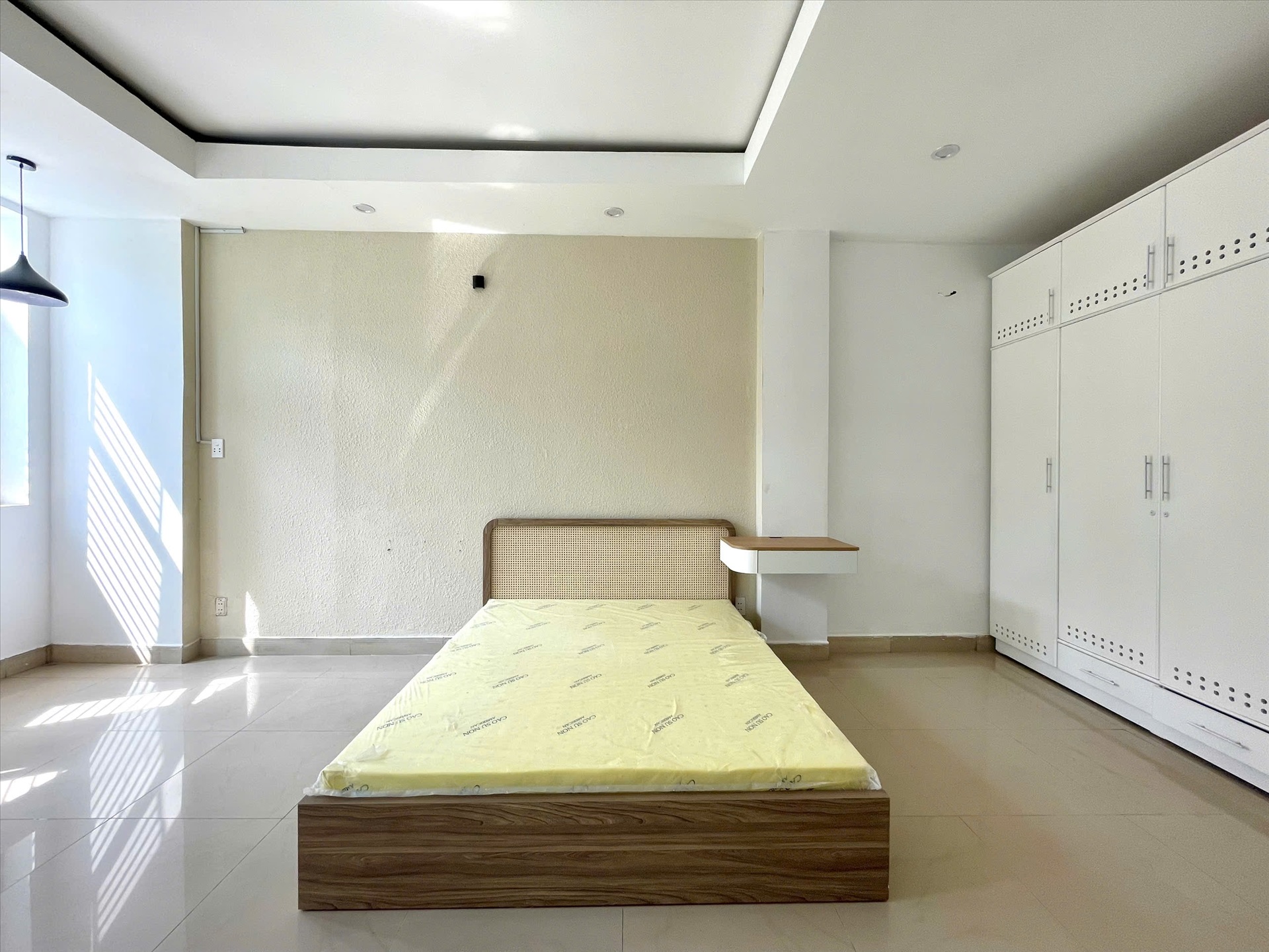 Phòng trọ Jinjoo Home Huỳnh Văn Bánh - Phú Nhuận - Phòng (*)