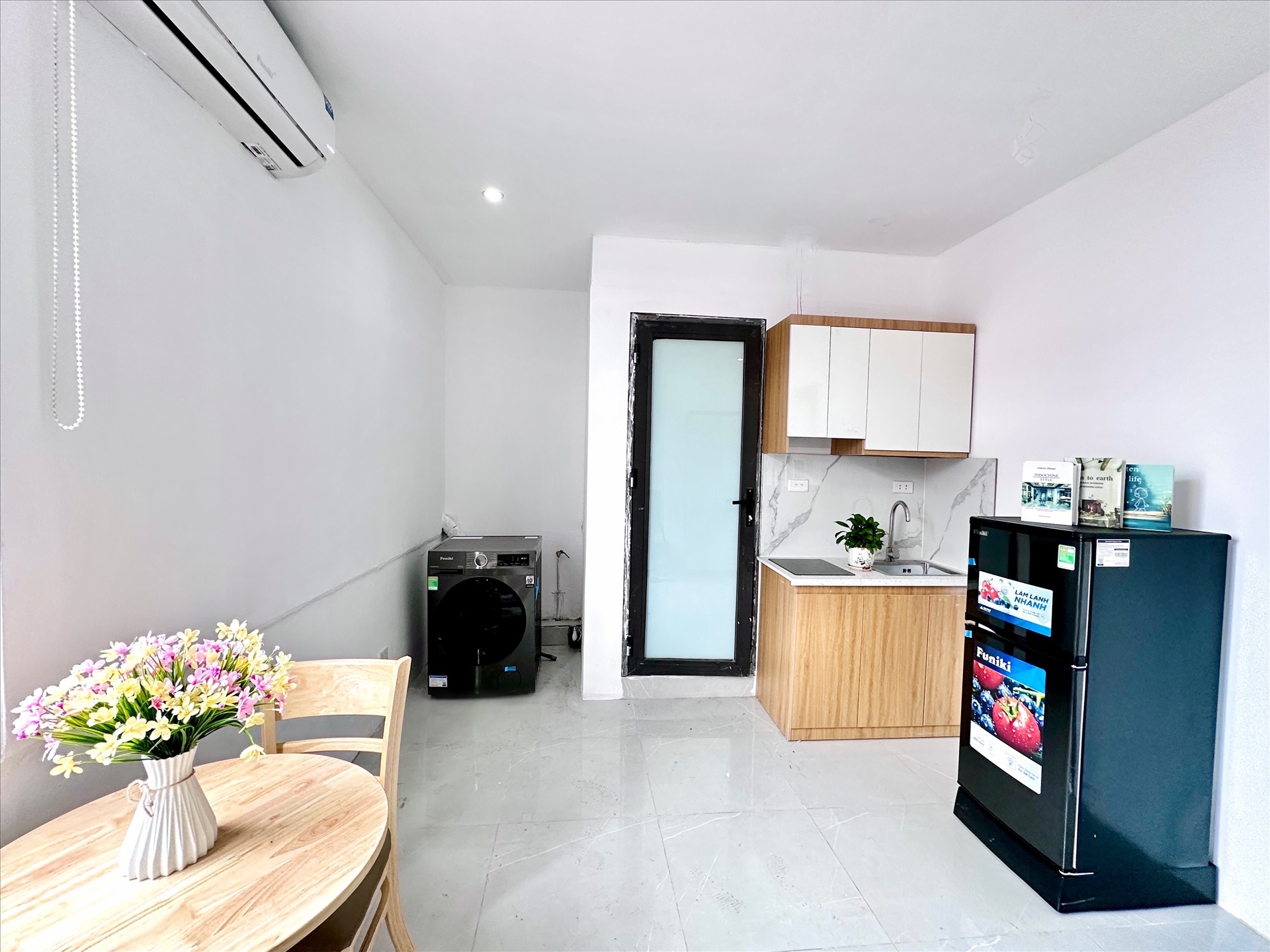 Phòng trọ Studio 28m2 tại Suha Home Nguyễn Văn Huyên - Cầu Giấy - Phòng bếp