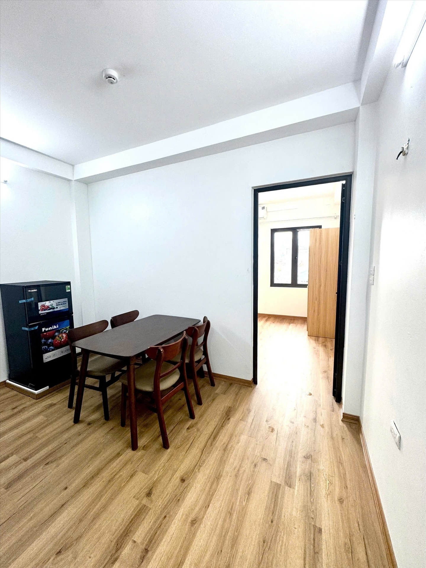 Phòng trọ 1 Phòng ngủ 42m2 tại TNR Home Lương Khánh Thiện - Hoàng Mai - Phòng khách