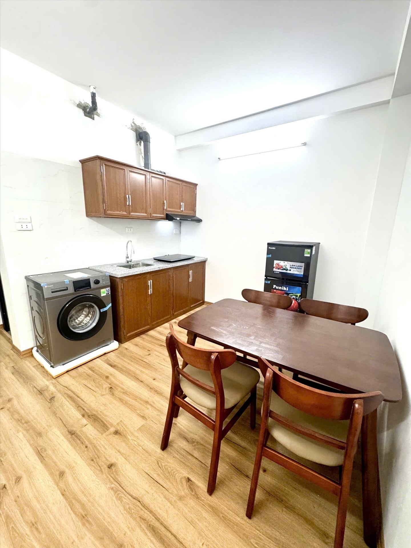 Phòng trọ 1 Phòng ngủ 42m2 tại TNR Home Lương Khánh Thiện - Hoàng Mai - Phòng khách