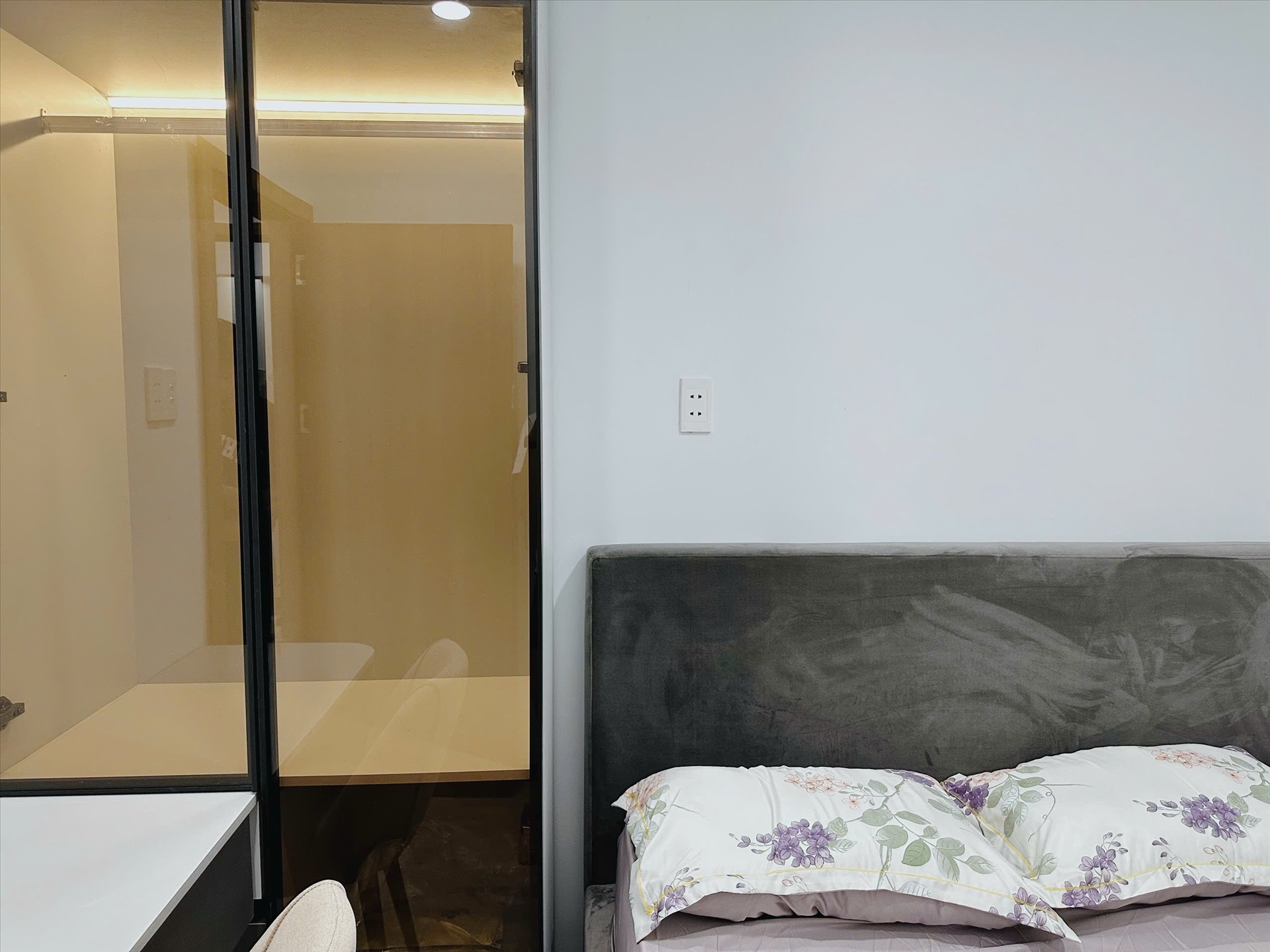 Phòng trọ 2 Phòng ngủ 40m2 tại CH Home Nguyễn Khuyến - Bình Thạnh - Phòng khách