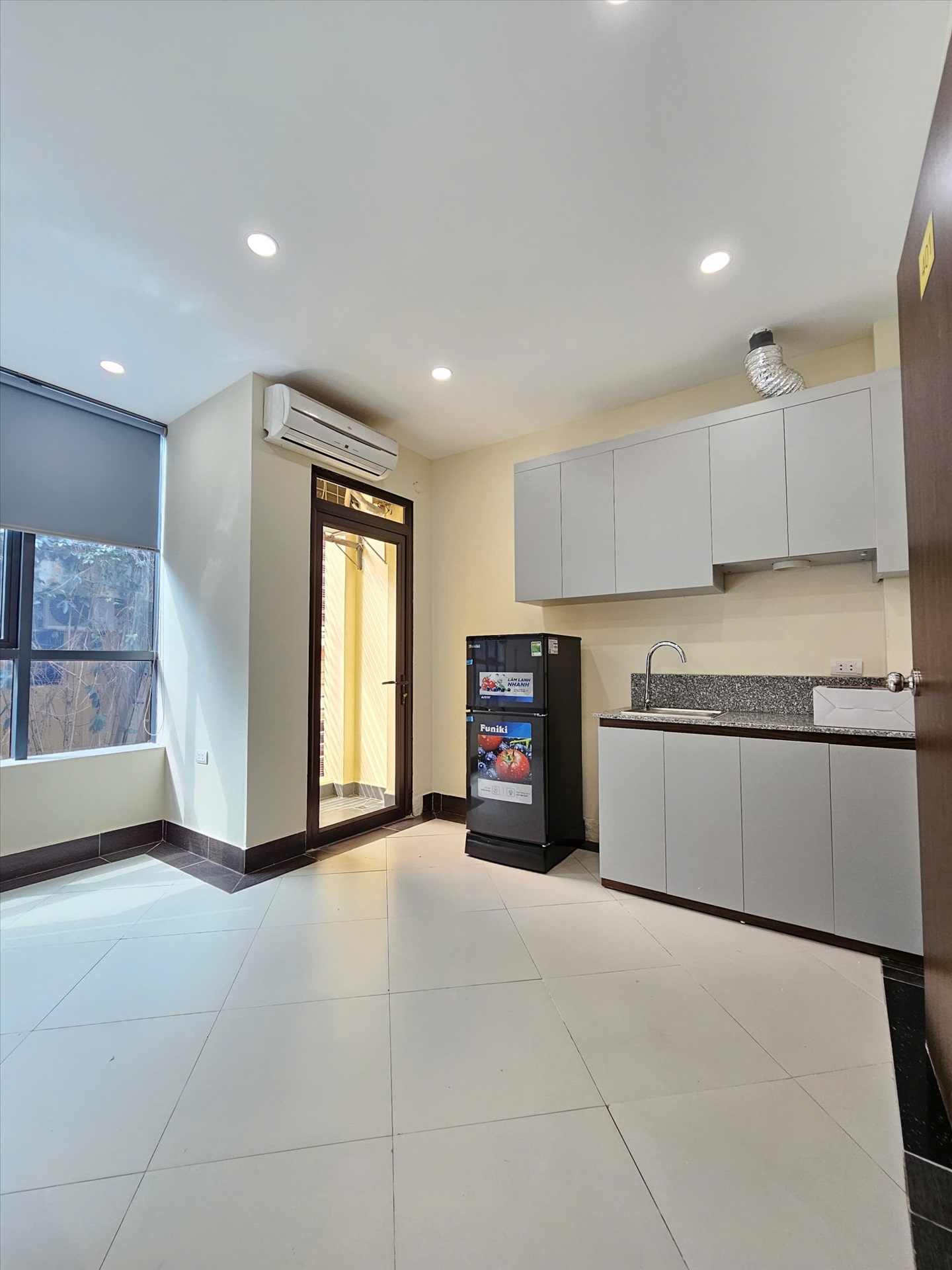 Phòng trọ Studio 20m2 tại TNR Home Hoàng Quốc Việt - Cầu Giấy - Phòng bếp