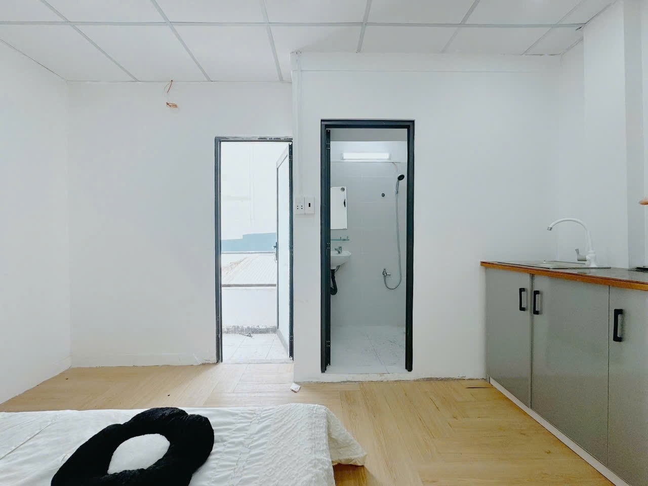 Phòng trọ Studio 25m2 tại Uncle House Nơ Trang Long - Bình Thạnh - Phòng ngủ