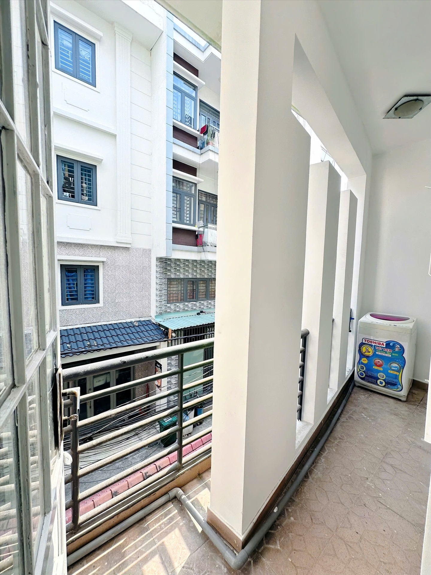 Phòng trọ 2 Phòng ngủ 50m2 tại Home 365 Bạch Đằng - Tân Bình - Ban công