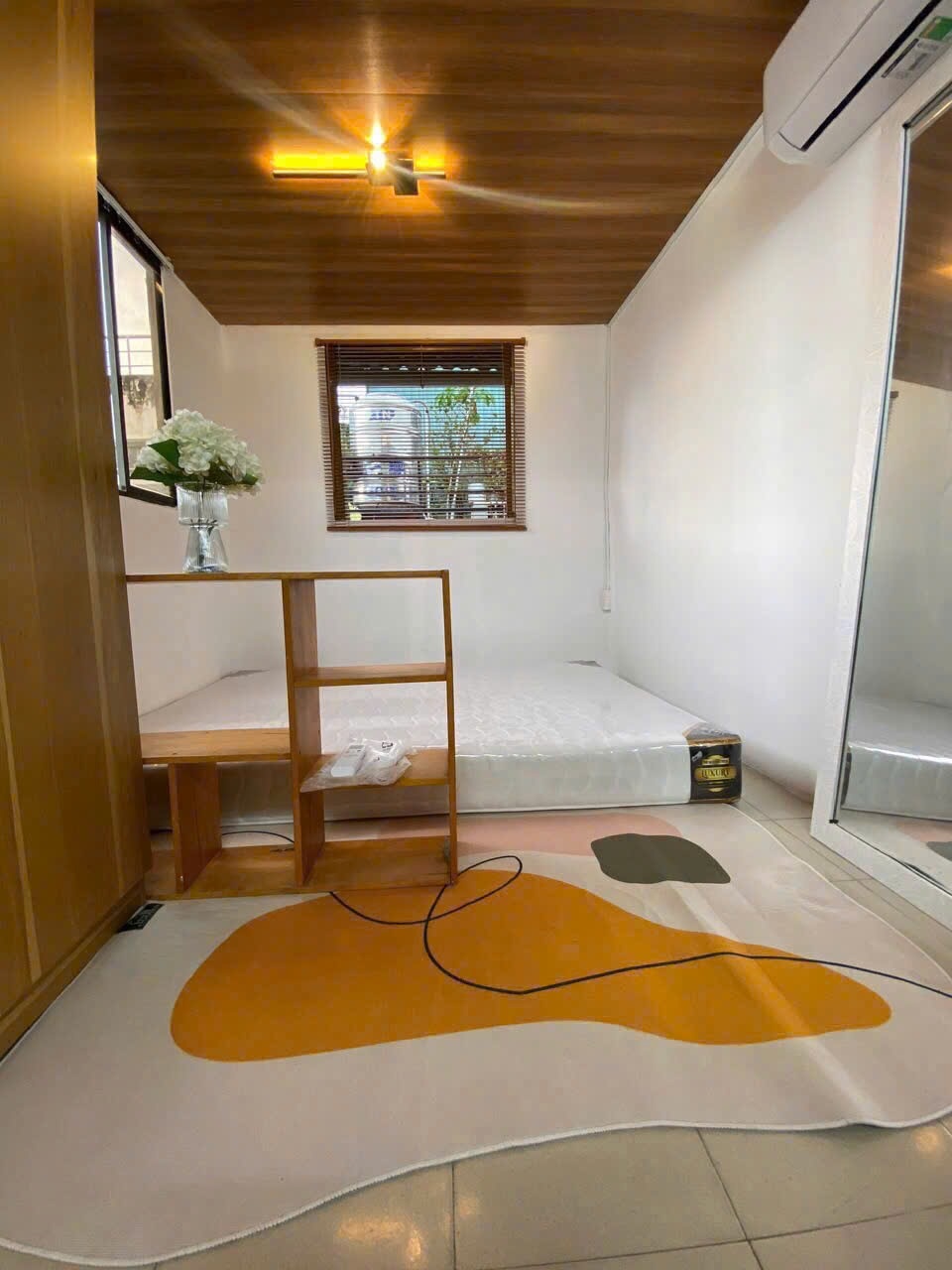 Phòng trọ NH Room Trần Đình Xu - Quận 1  - Phòng (*)