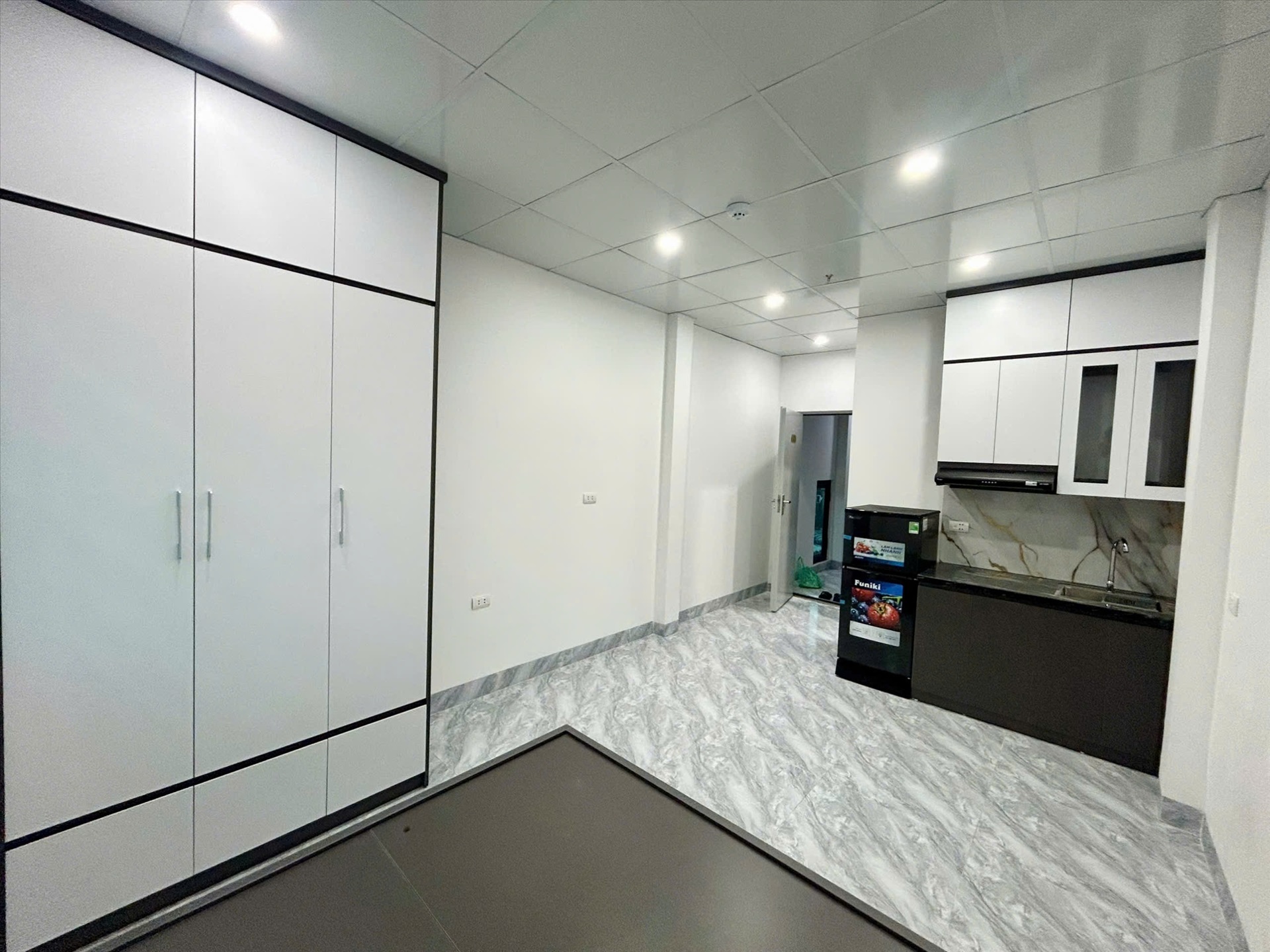 Phòng trọ Studio 23m2 tại TNR Home Trần Duy Hưng -  Cầu Giấy - Phòng bếp