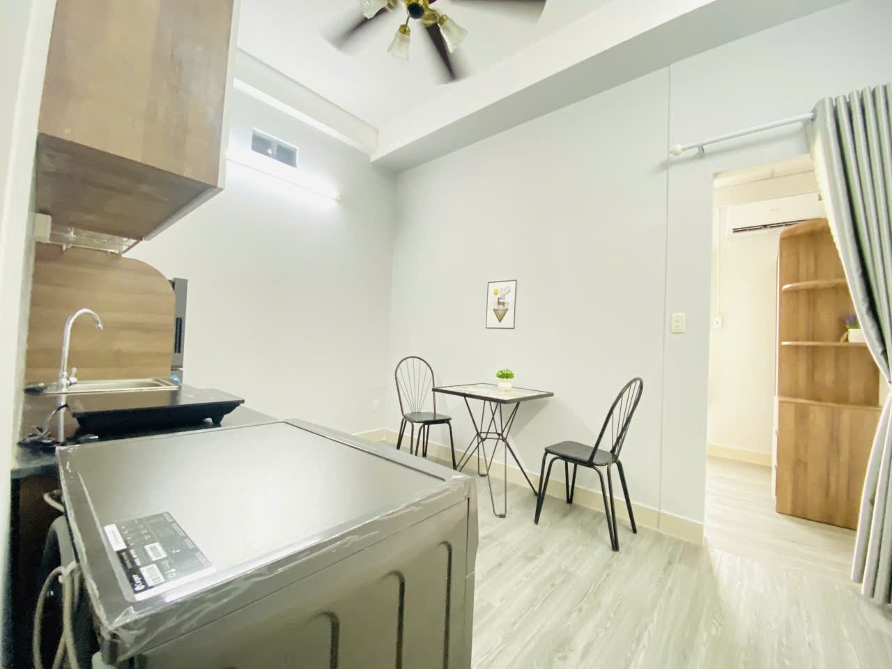 Phòng trọ Saigontro Trần Khắc Chân - Quận 1 - Phòng (*)