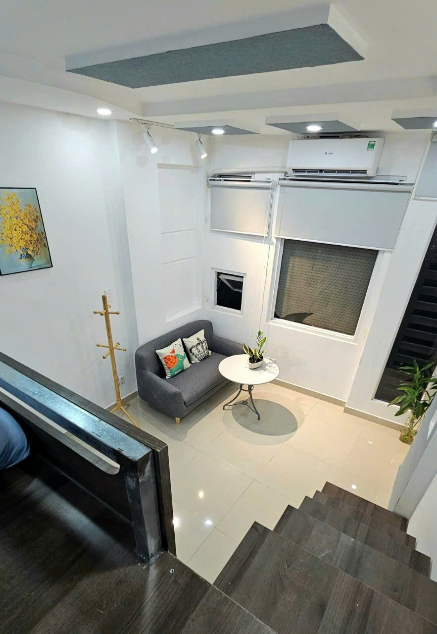 Phòng trọ QN Group Nguyễn Thiện Thuật - Quận 3 - Phòng (*)