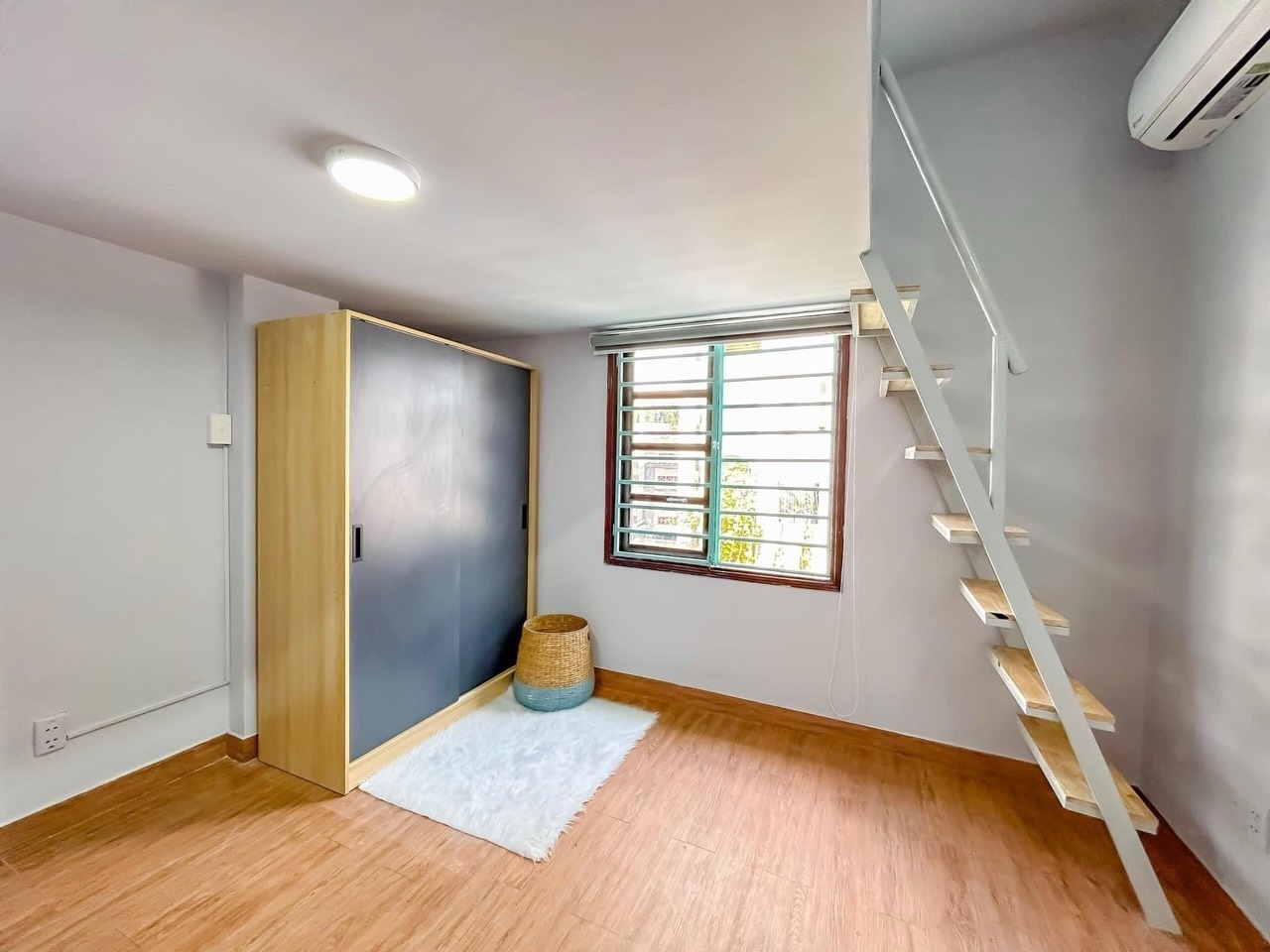 Phòng trọ Iris House Đỗ Tấn Phong - Phú Nhuận - Phòng (*)