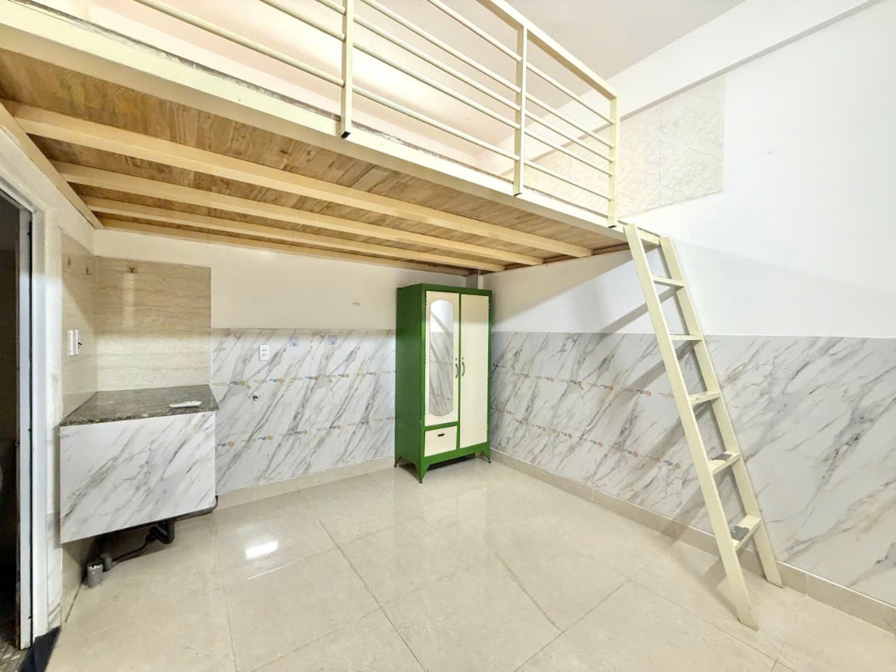 Phòng trọ Duplex 20m2 tại Jinjoo Home Phan Huy Ích - Tân Bình - Phòng khách