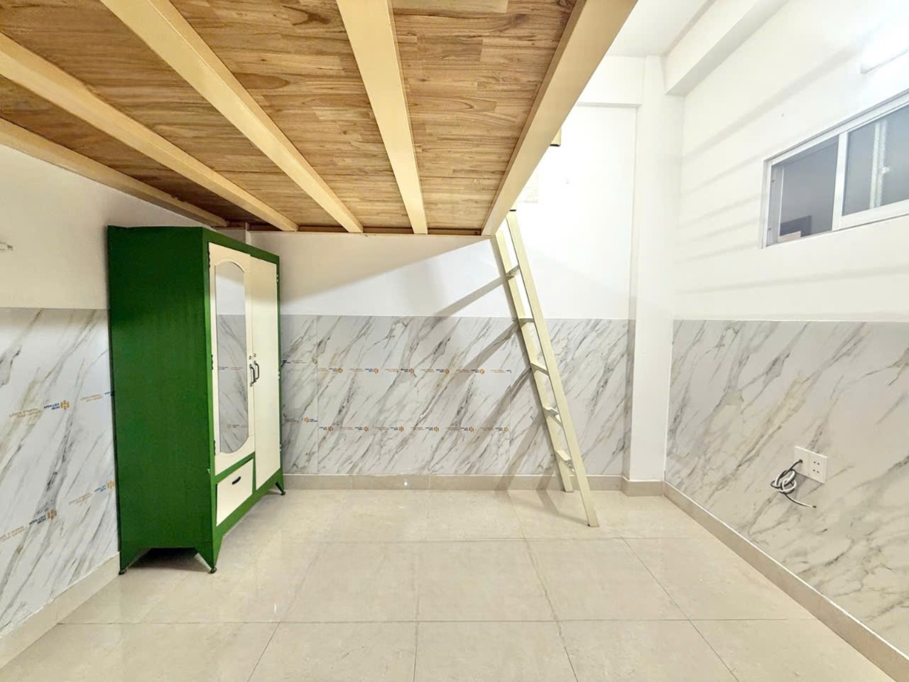 Phòng trọ Duplex 20m2 tại Jinjoo Home Phan Huy Ích - Tân Bình - Phòng khách