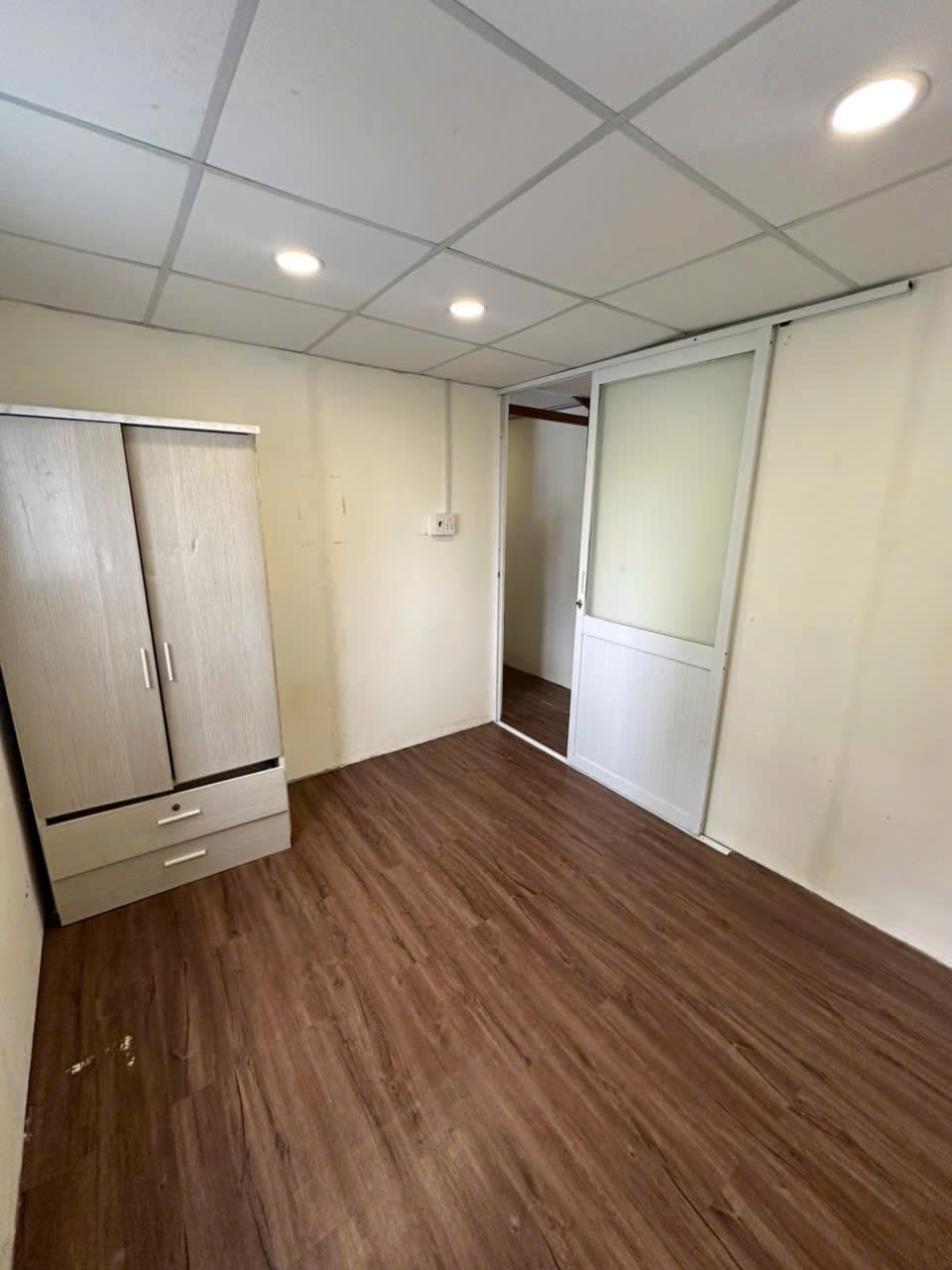 Phòng trọ YN Room Mê Linh - Bình Thạnh  - Phòng (*)