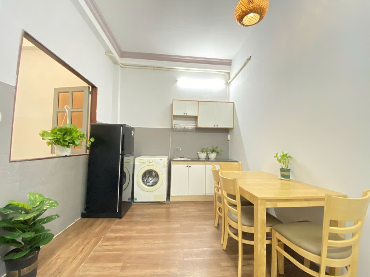 Phòng trọ 2 Phòng ngủ 50m2 tại Saigontro Phan Văn Trị - Bình Thạnh - Phòng khách