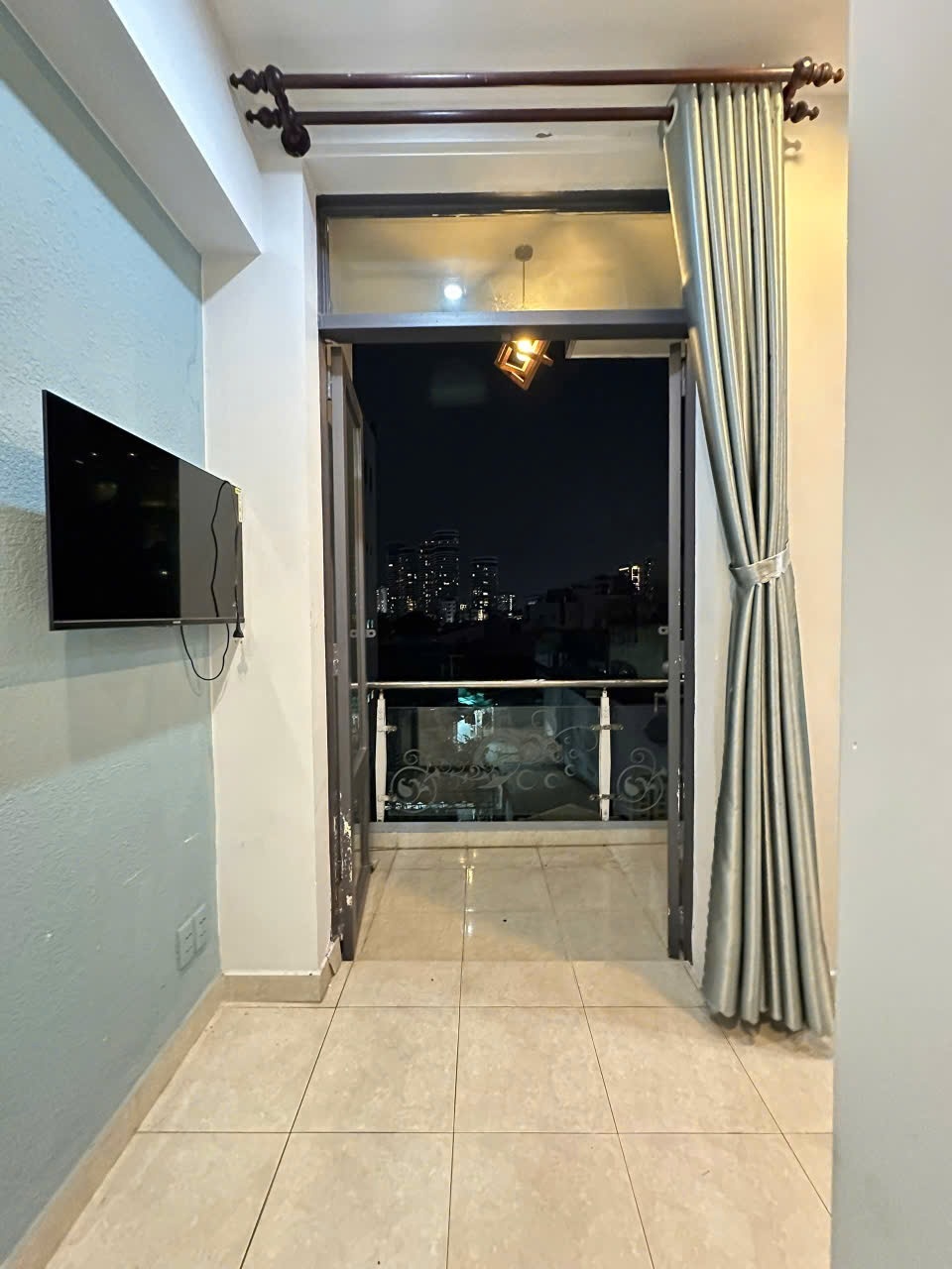 Phòng trọ Saigontro Điện Biên Phủ - Bình Thạnh - Phòng (*)