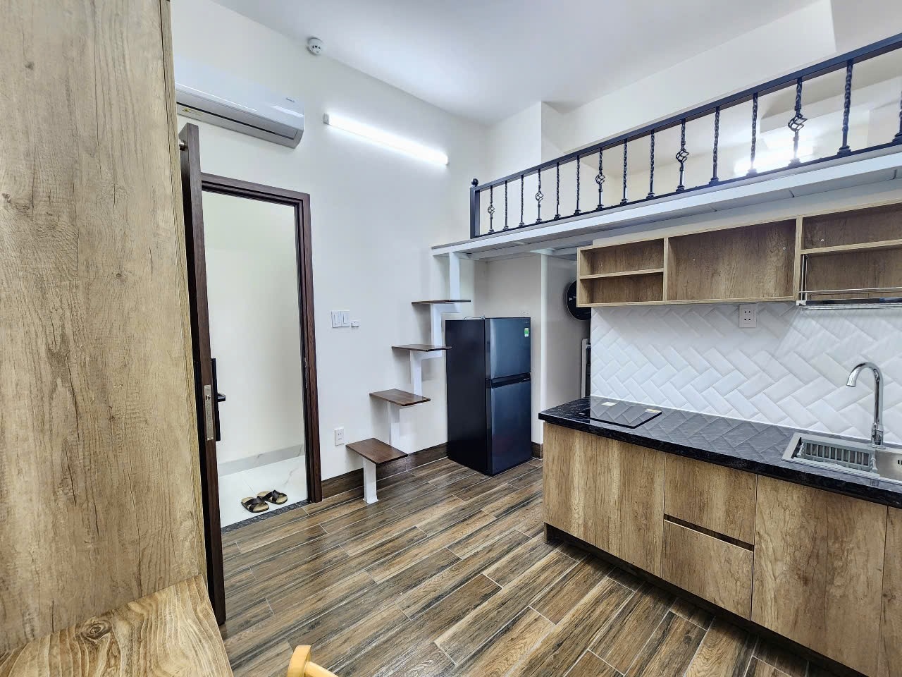 Phòng trọ Duplex 25m2 tại CA Home Xô Viết Nghệ Tĩnh - Bình Thạnh - Phòng khách