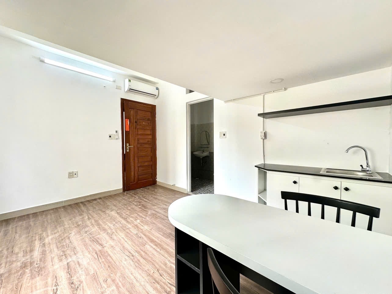 Phòng trọ Duplex 25m2 tại TL Home Đặng Thuỳ Trâm 1 - Bình Thạnh - Phòng khách