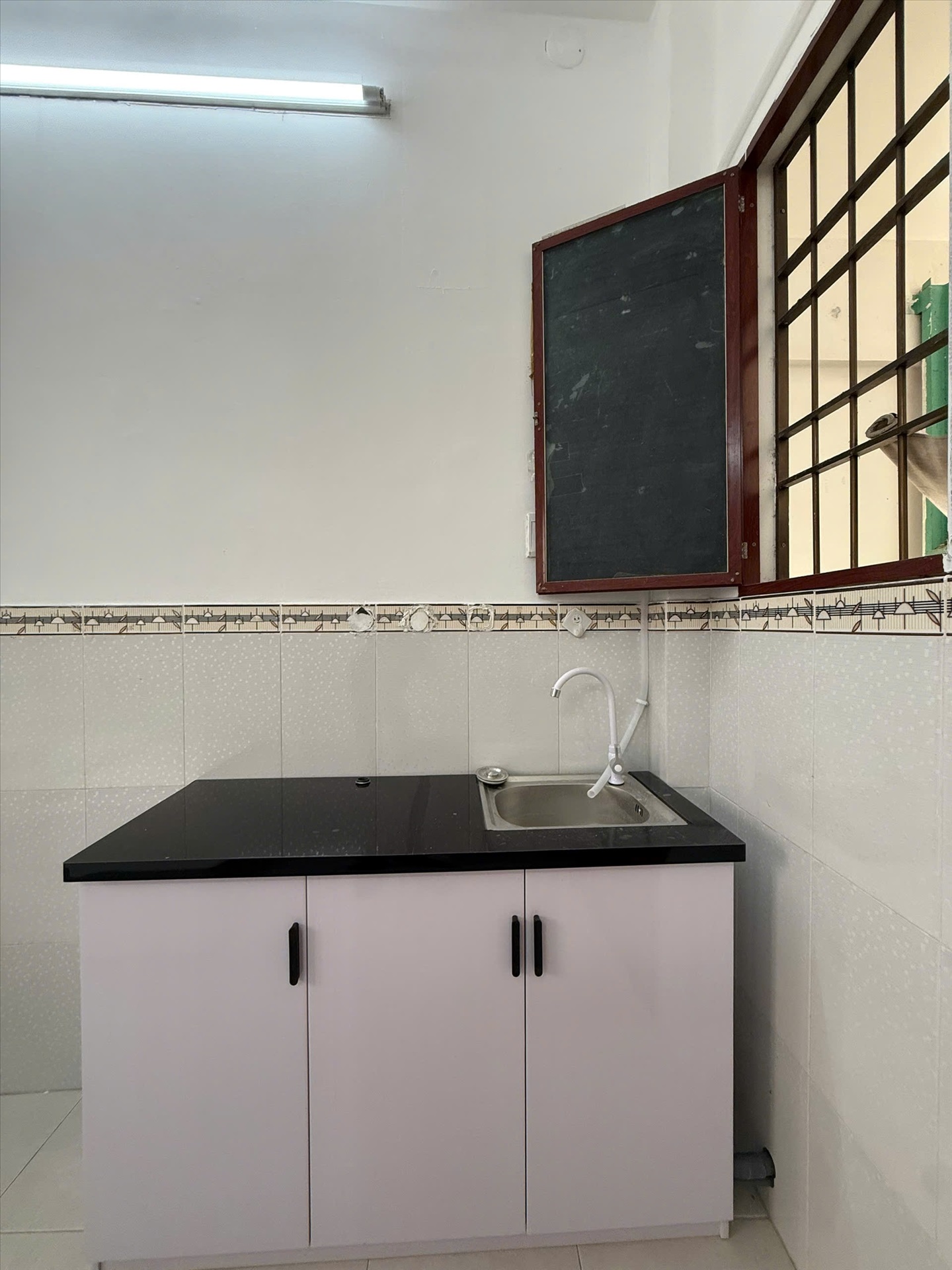 Phòng trọ Studio 20m2 tại SL House Chấn Hưng - Tân Bình - Phòng bếp