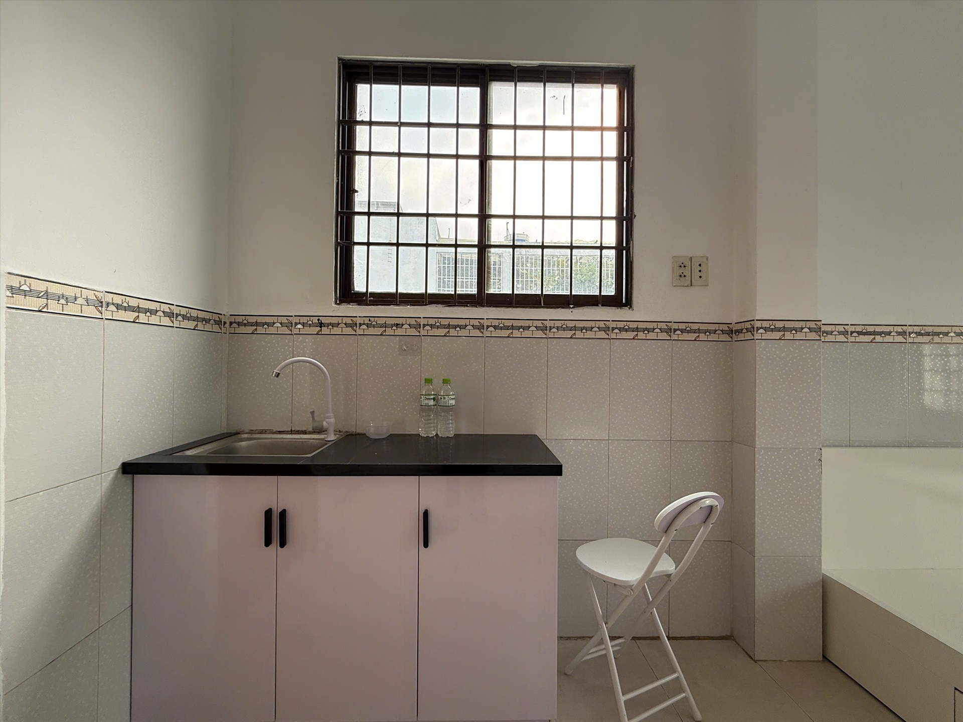 Phòng trọ Studio 35m2 tại SL House Chấn Hưng - Tân Bình - Phòng bếp