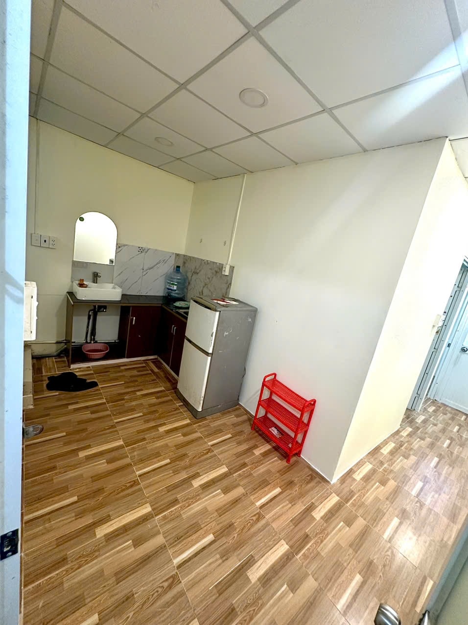 Phòng trọ 2 Phòng ngủ 60m2 tại YN Room Mê Linh - Bình Thạnh  - Phòng khách