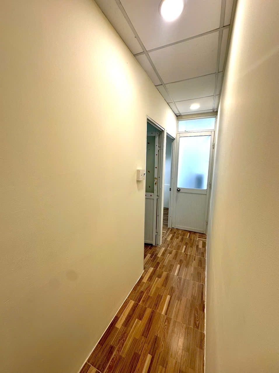 Phòng trọ 2 Phòng ngủ 60m2 tại YN Room Mê Linh - Bình Thạnh  - Phòng khách