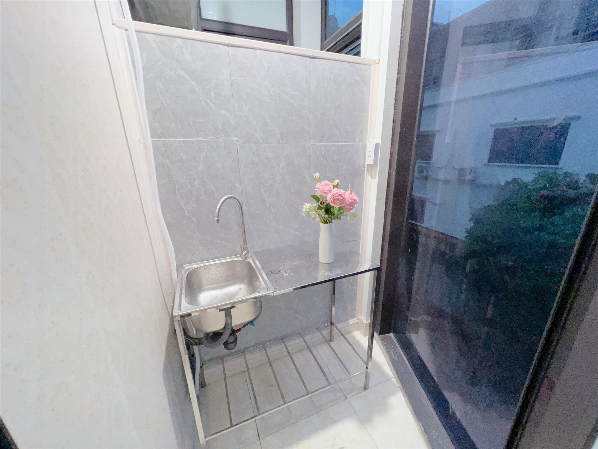 Phòng trọ Studio 25m2 tại Happyhomes Bala - Hà Đông - Phòng bếp