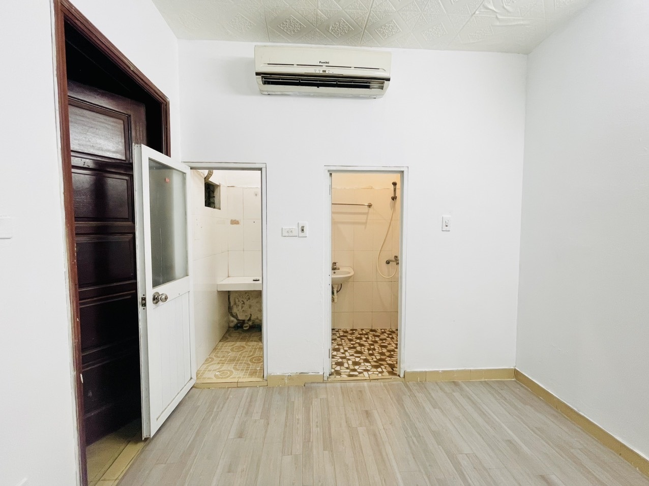 Phòng trọ Studio 28m2 tại HappyHomes Trần Thái Tông - Cầu Giấy - Phòng tắm