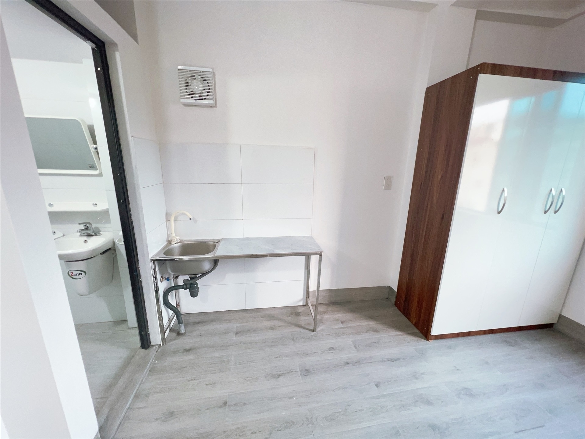 Phòng trọ Studio 22m2 tại HappyHomes Văn Hội - Bắc Từ Liêm - Phòng bếp