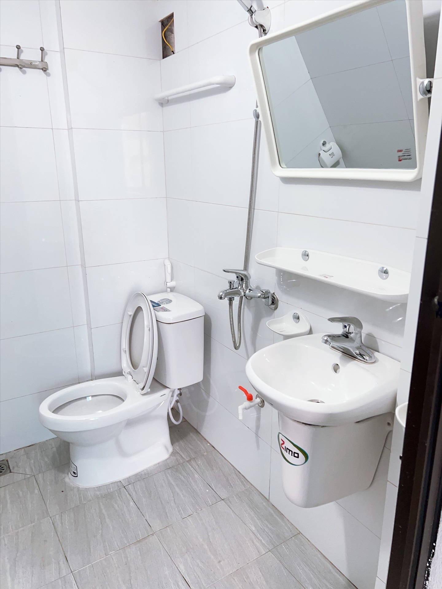 Phòng trọ Studio 22m2 tại HappyHomes Văn Hội - Bắc Từ Liêm - Phòng tắm