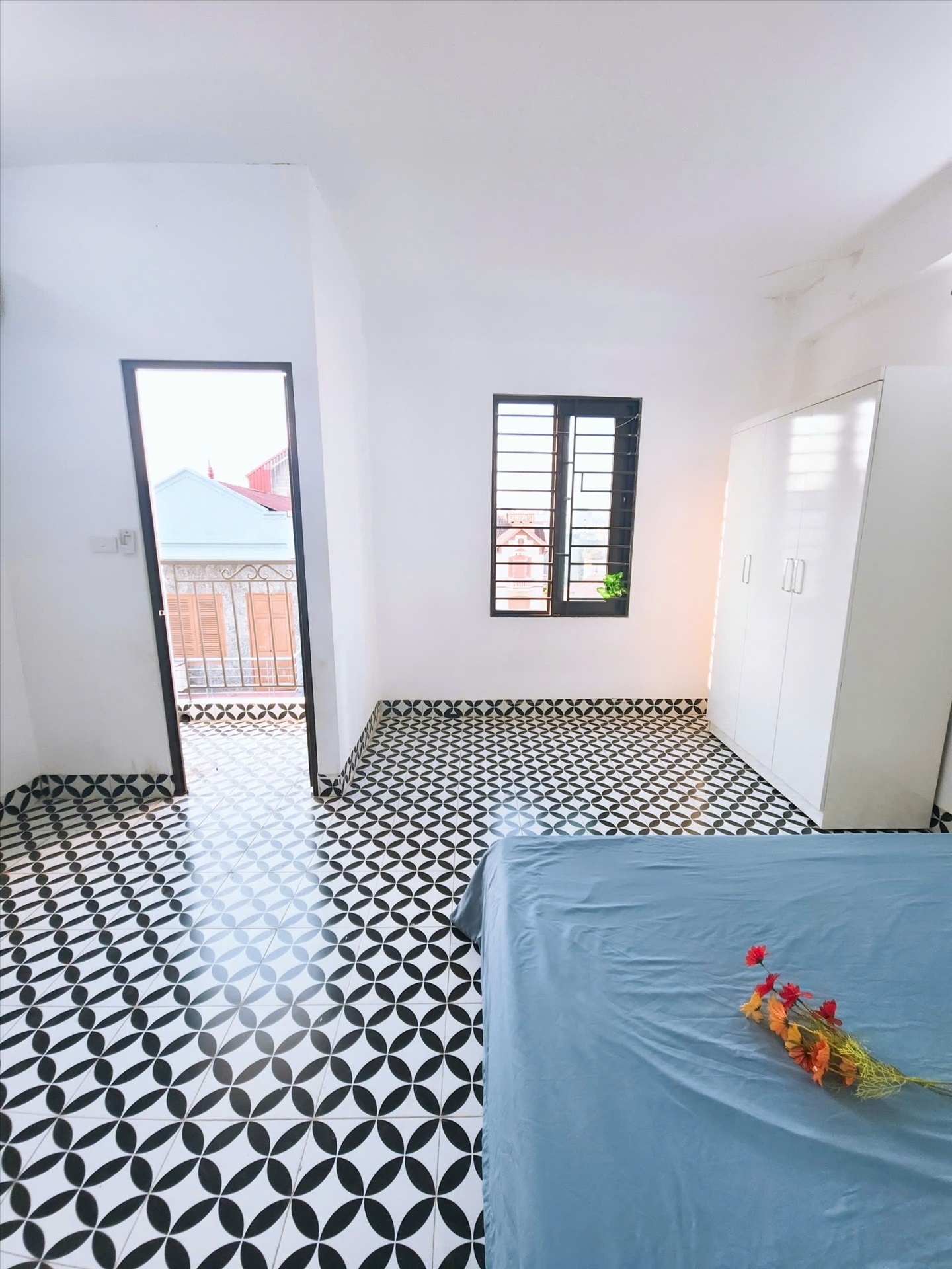 Phòng trọ -- 25m2 tại HappyHomes 2 Phú Thượng - Tây Hồ - Ban công