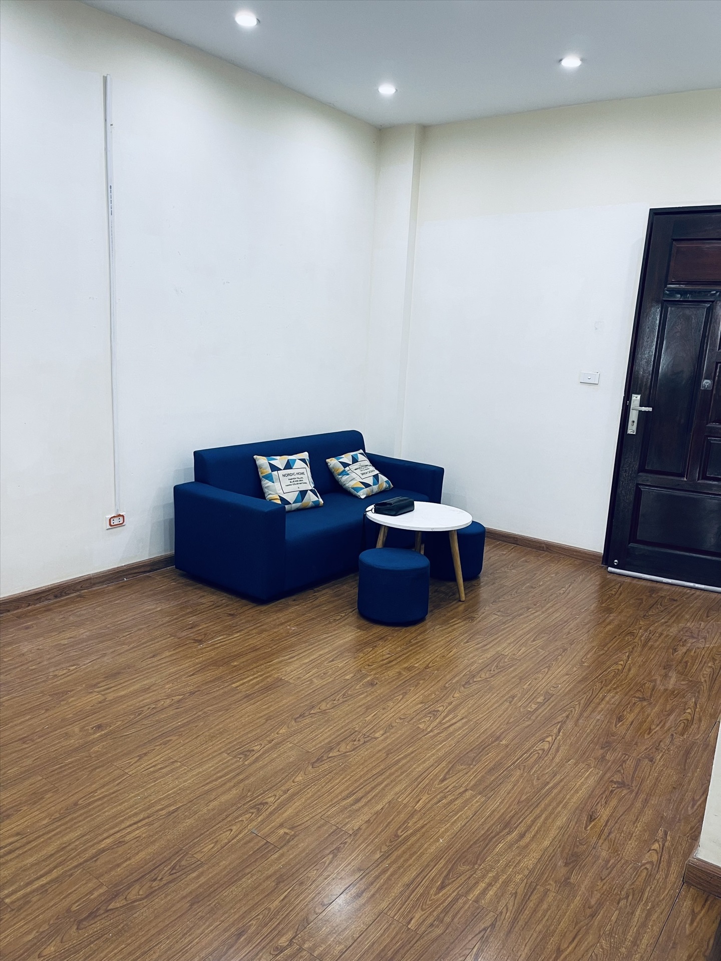 Phòng trọ 1 Phòng ngủ 50m2 tại TT House Võ Chí Công - Tây Hồ - Phòng khách